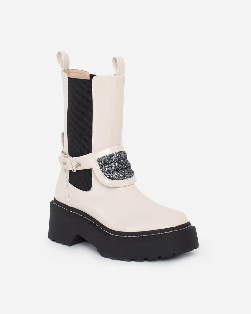 Metaverse Off White